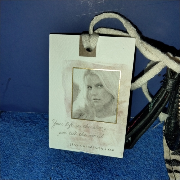 Jessica Simpson wallet - Picture 6 of 7